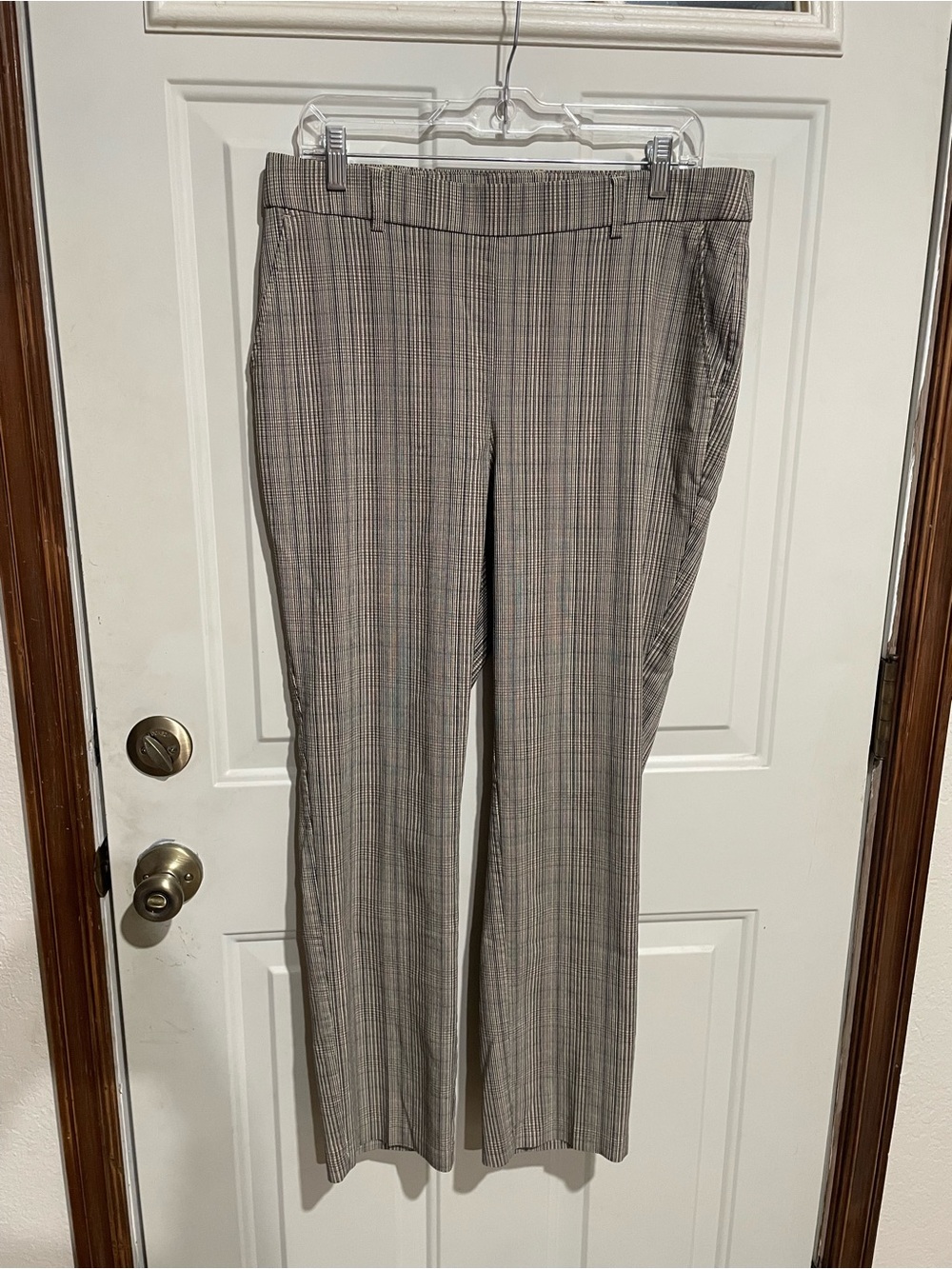Plaid Straight-Leg Dress Pants - Taupe/Gray